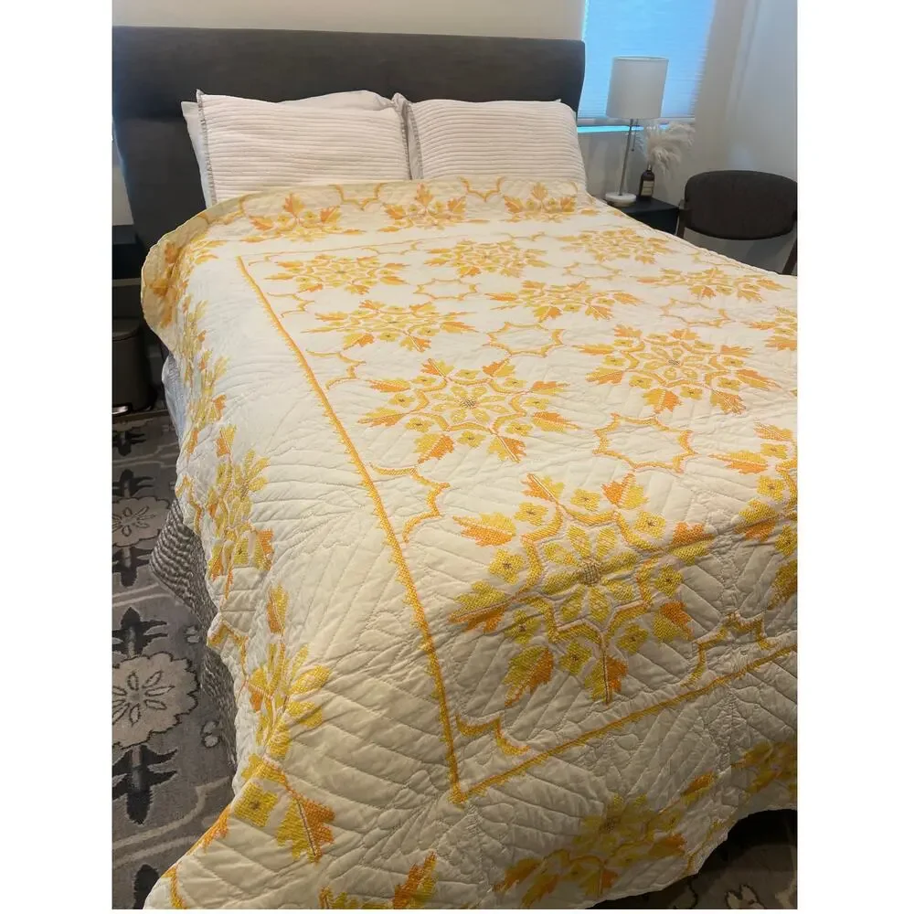 Quilt Queen Blanket Coverlet Vintage honey bee yellow floral Cross Stitched